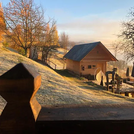 Villa La Noi La Munte Matisesti